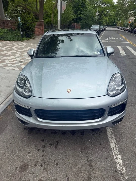 2017 Porsche 958 Cayenne - Image 3 of 18