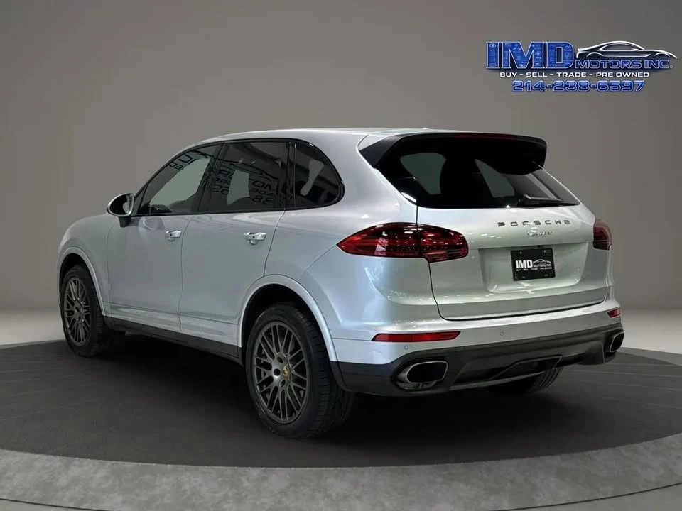 2017 Porsche 958 Cayenne - Image 8 of 20
