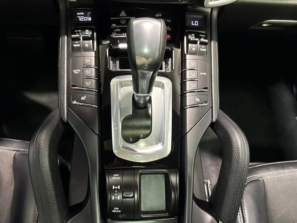 2017 Porsche 958 Cayenne - Image 20 of 20