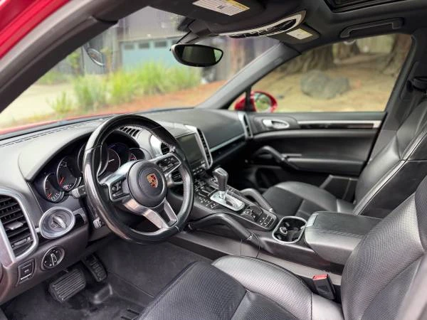 2017 Porsche 958 Cayenne - Image 7 of 12