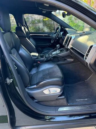 2017 Porsche 958 Cayenne - Image 11 of 21