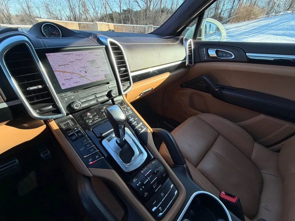 2017 Porsche 958 Cayenne Turbo - Image 13 of 16