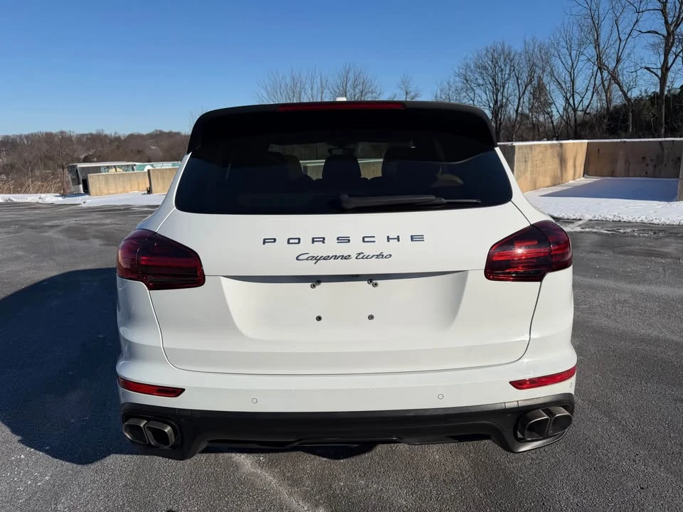 2017 Porsche 958 Cayenne Turbo - Image 7 of 16