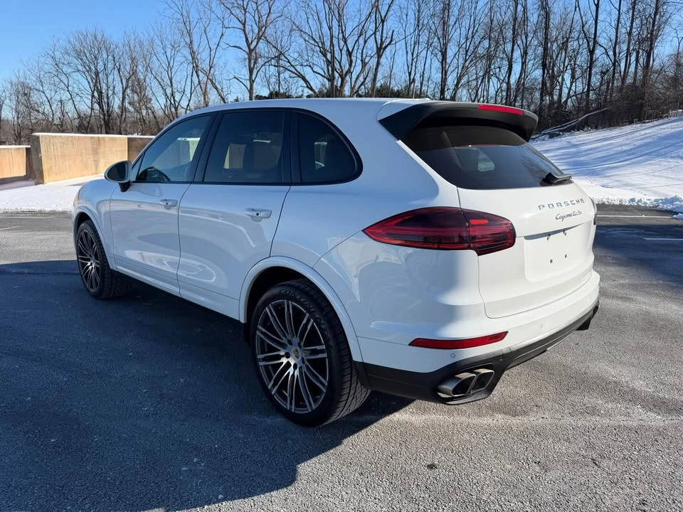 2017 Porsche 958 Cayenne Turbo - Image 8 of 16
