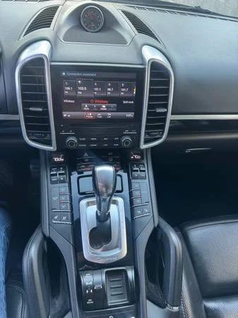 2017 Porsche 958 Cayenne - Image 11 of 13