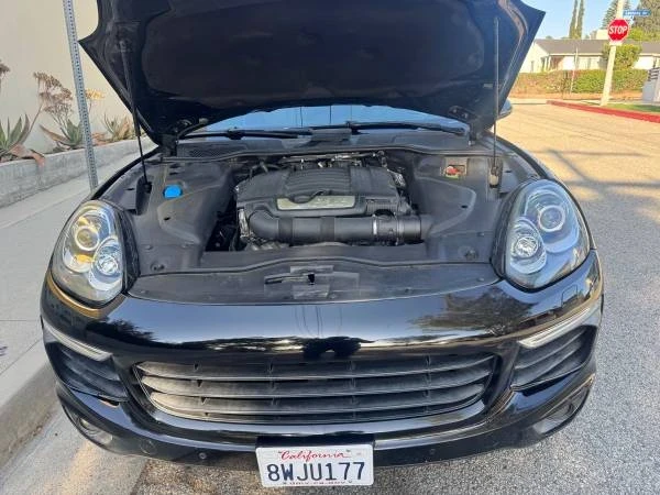2017 Porsche 958 Cayenne - Image 7 of 13