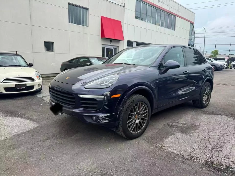 2017 Porsche 958 Cayenne - Image 2 of 14
