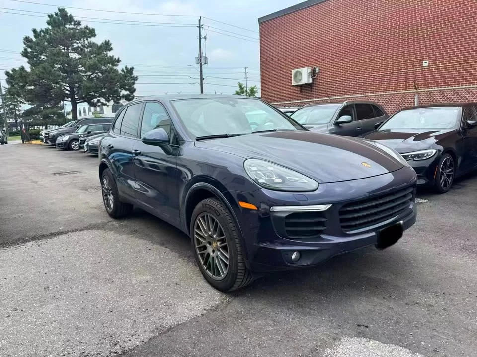 2017 Porsche 958 Cayenne - Image 3 of 14