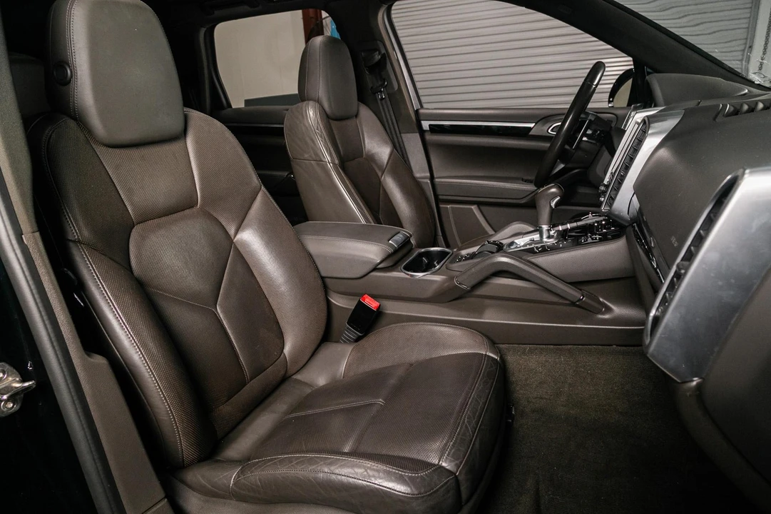 2017 Porsche 958 Cayenne - Image 21 of 31