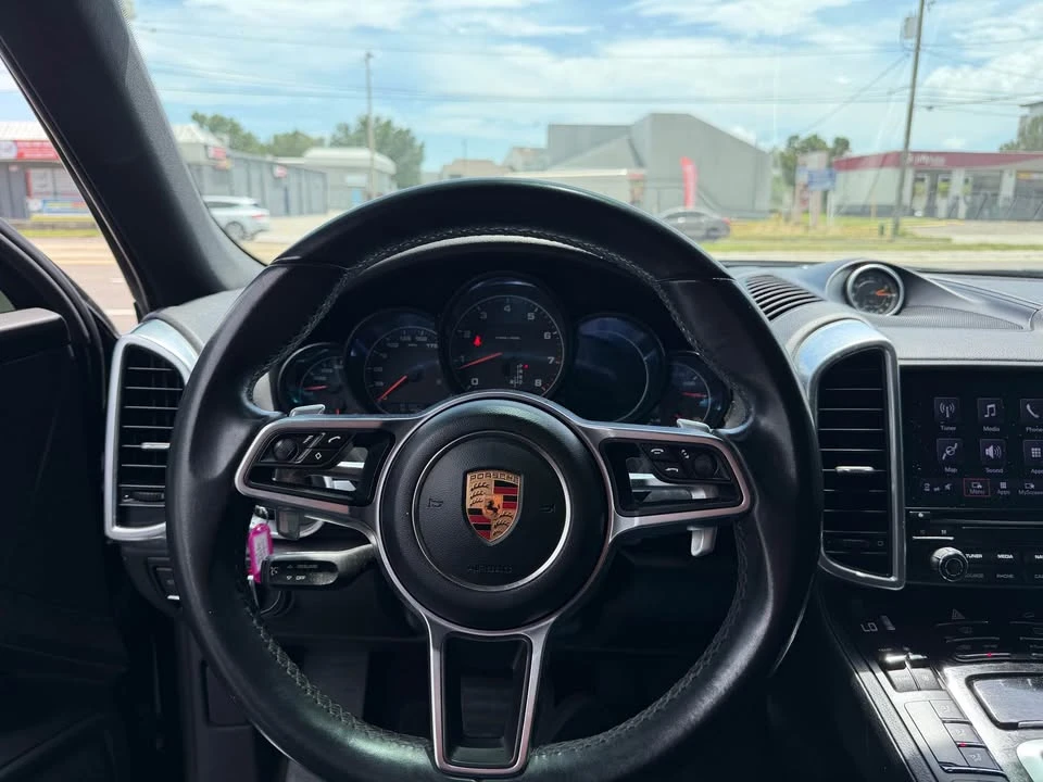 2017 Porsche 958 Cayenne - Image 8 of 8