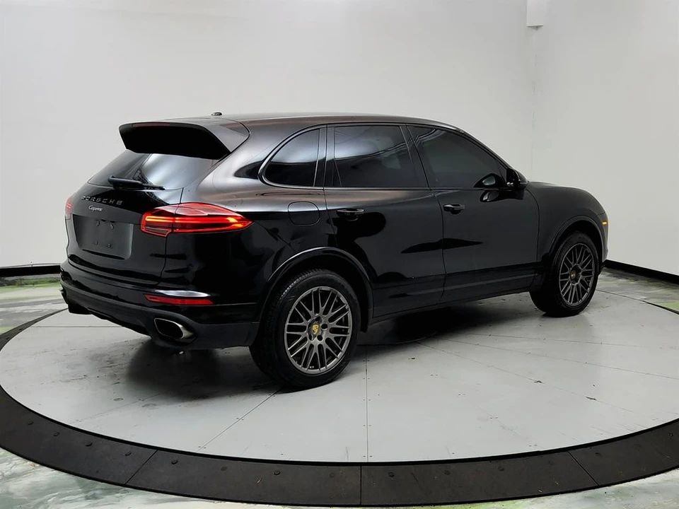 2017 Porsche 958 Cayenne - Image 5 of 21