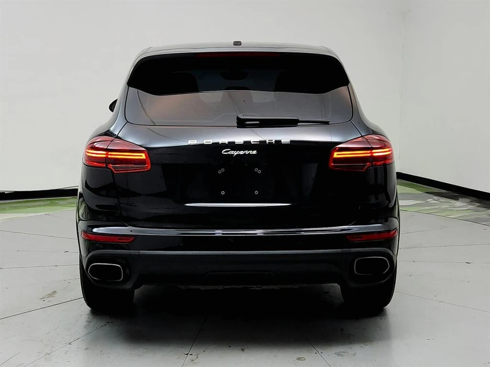 2017 Porsche 958 Cayenne - Image 6 of 21