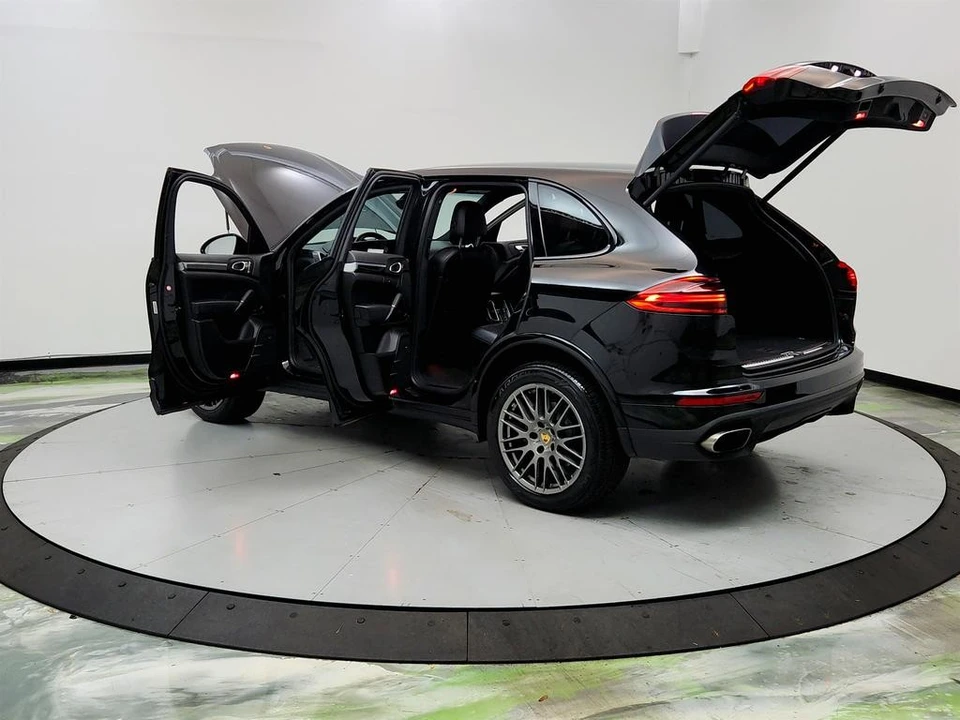 2017 Porsche 958 Cayenne - Image 12 of 21