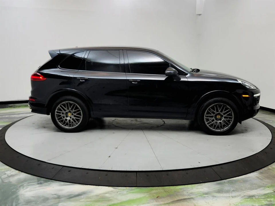 2017 Porsche 958 Cayenne - Image 4 of 21
