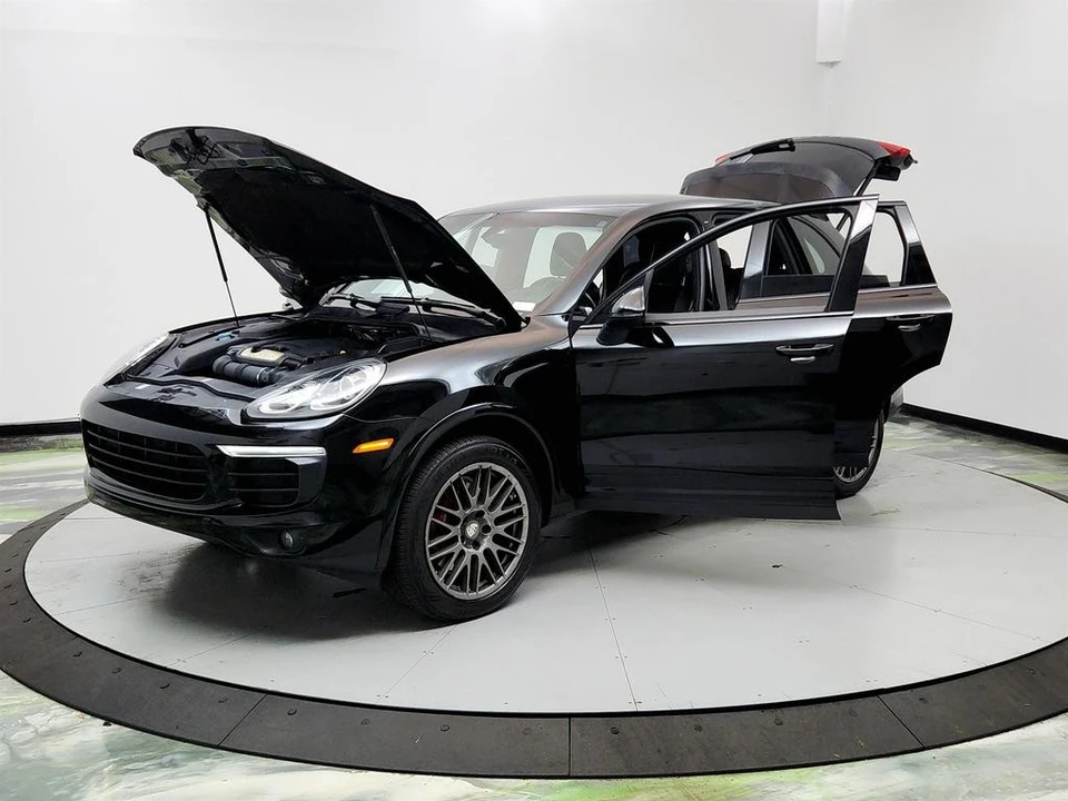 2017 Porsche 958 Cayenne - Image 9 of 21