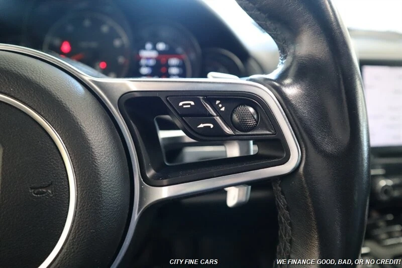 2017 Porsche 958 Cayenne - Image 17 of 31