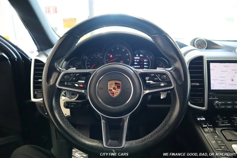 2017 Porsche 958 Cayenne - Image 18 of 31