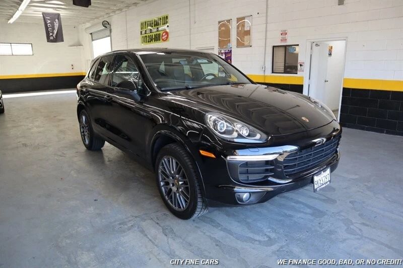 2017 Porsche 958 Cayenne - Image 13 of 31