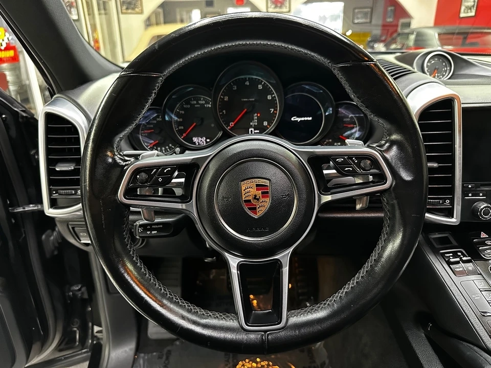 2017 Porsche 958 Cayenne - Image 17 of 31