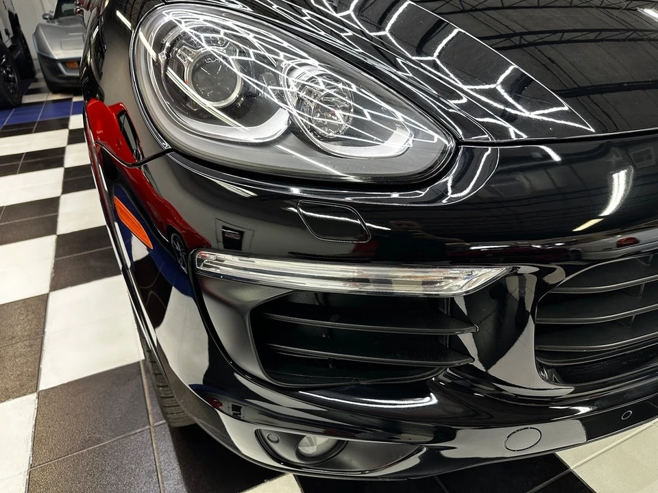 2017 Porsche 958 Cayenne - Image 3 of 31