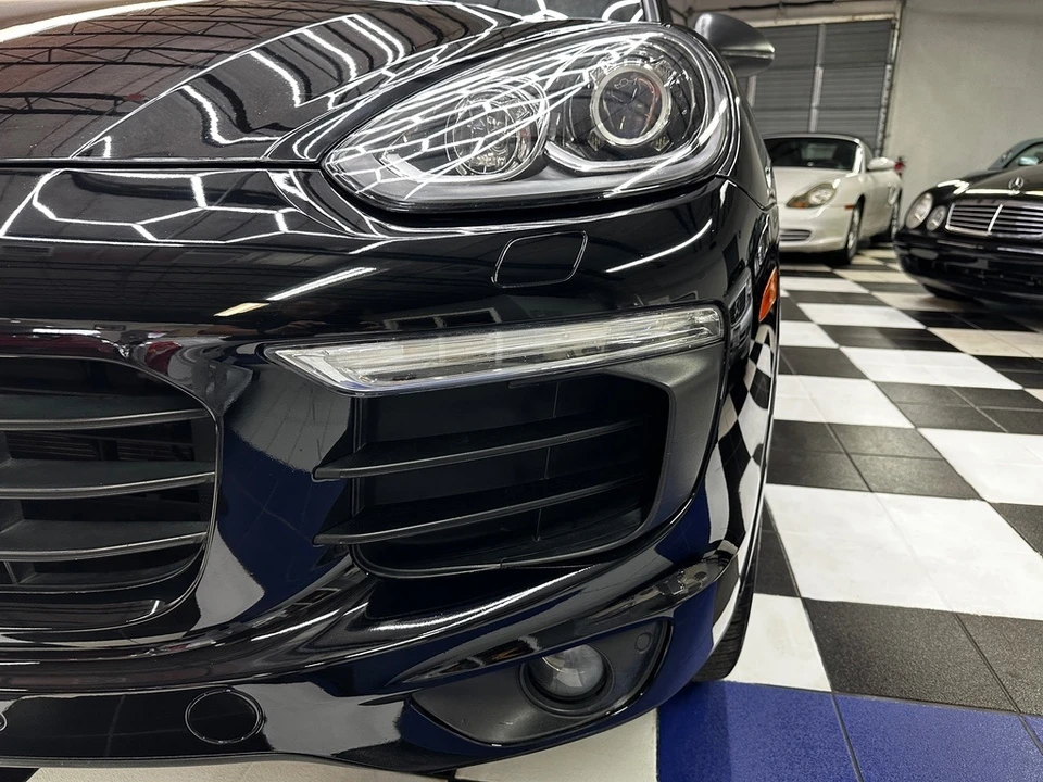 2017 Porsche 958 Cayenne - Image 18 of 31