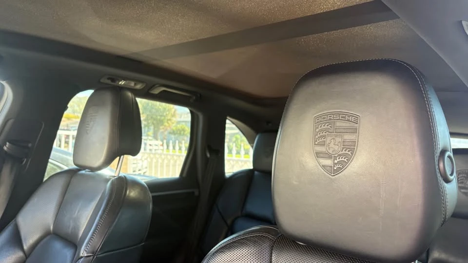 2017 Porsche 958 Cayenne - Image 8 of 9