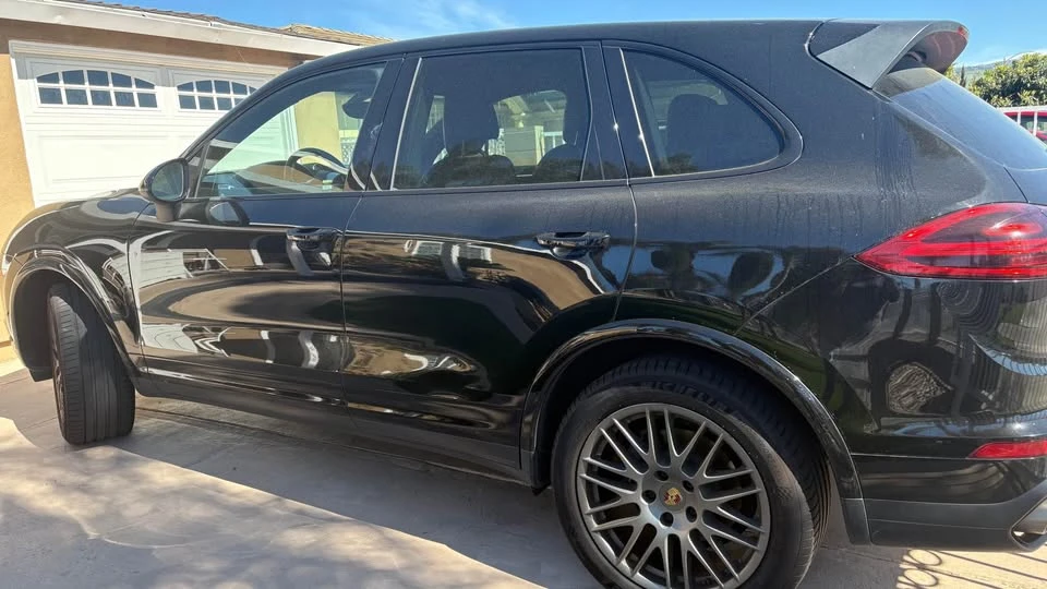 2017 Porsche 958 Cayenne - Image 3 of 9