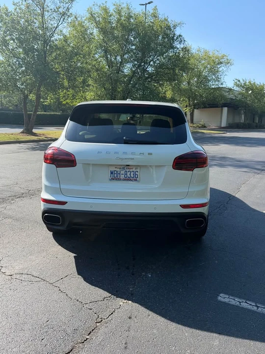 2017 Porsche 958 Cayenne - Image 5 of 15