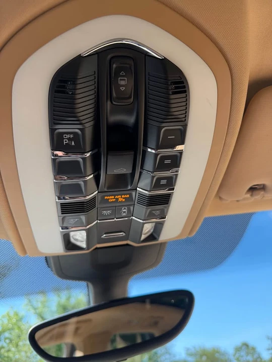 2017 Porsche 958 Cayenne - Image 12 of 15