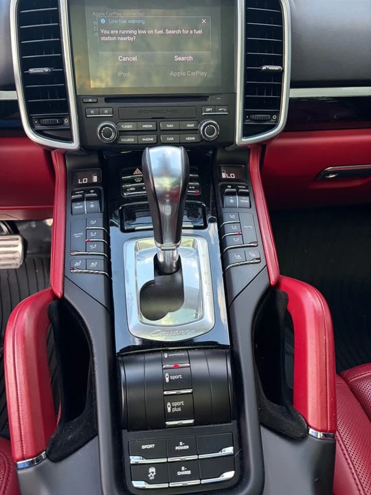 2017 Porsche 958 Cayenne - Image 14 of 19