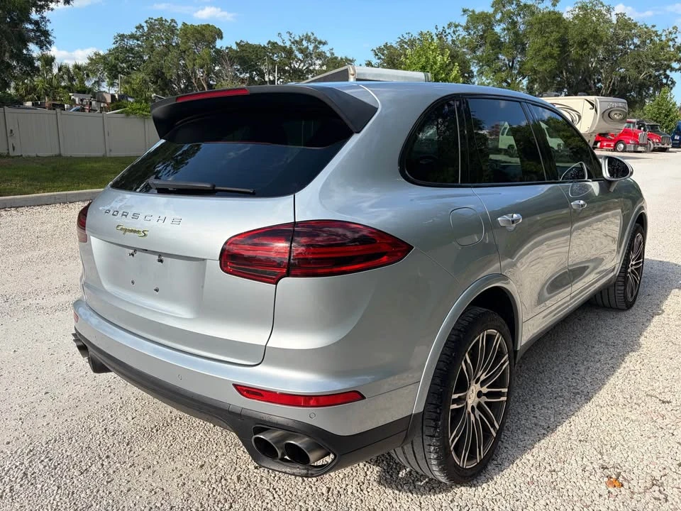 2017 Porsche 958 Cayenne - Image 8 of 19