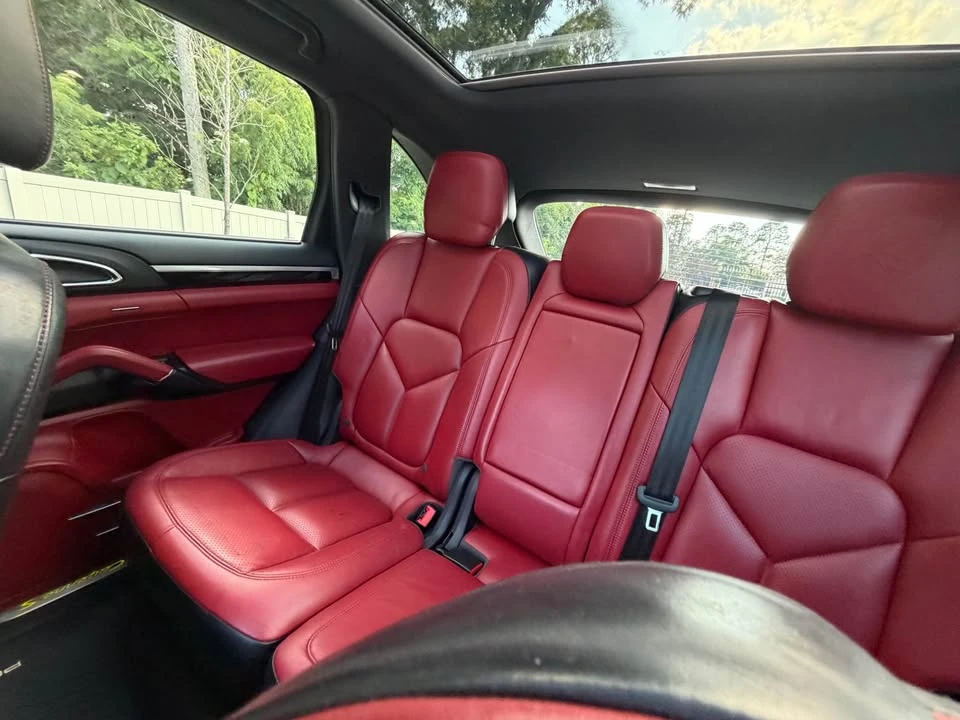 2017 Porsche 958 Cayenne - Image 18 of 19