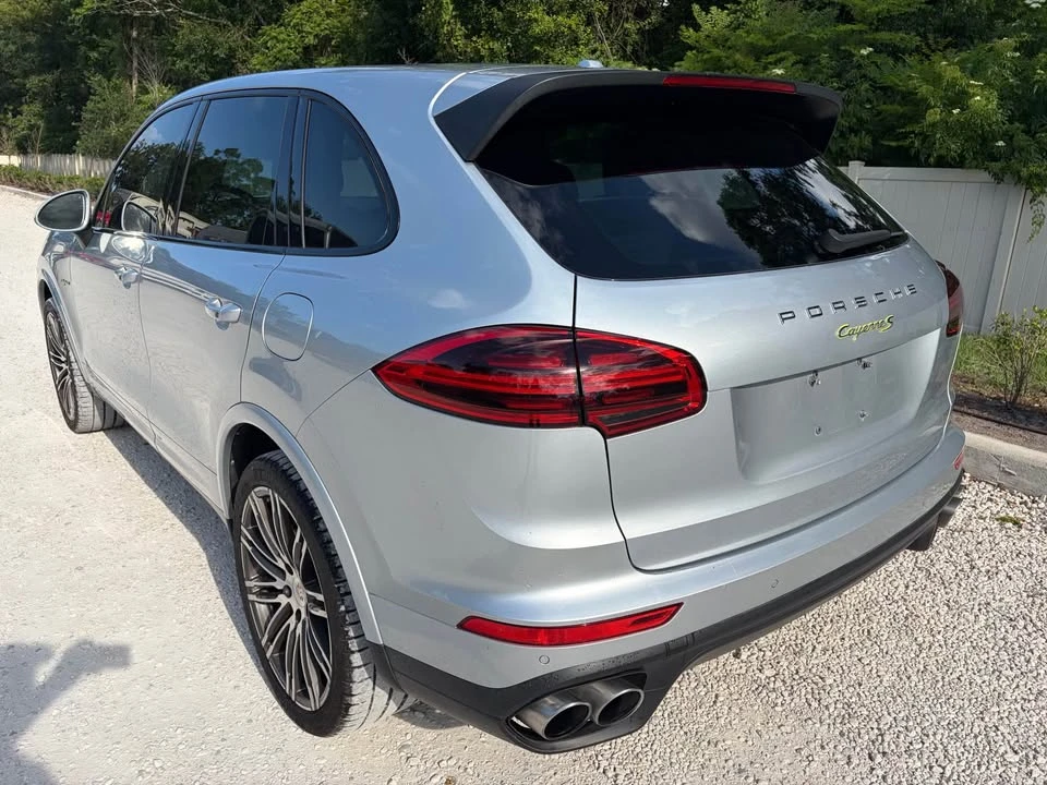 2017 Porsche 958 Cayenne - Image 5 of 19