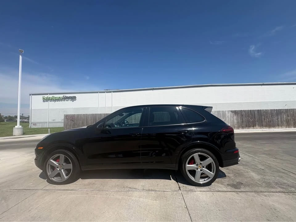 2017 Porsche 958 Cayenne - Image 4 of 15