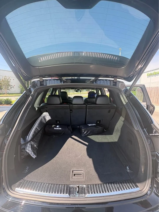 2017 Porsche 958 Cayenne - Image 8 of 15