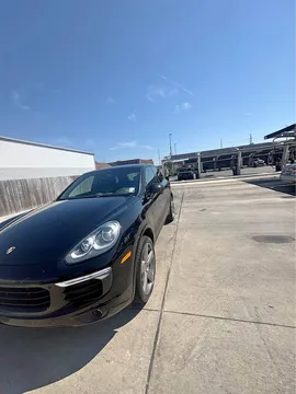 2017 Porsche Cayenne Cayenne