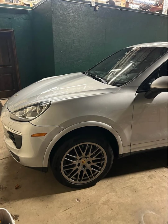 2017 Porsche 958 Cayenne - Image 3 of 20