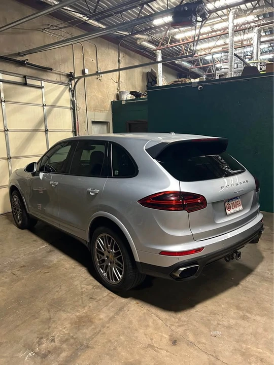 2017 Porsche 958 Cayenne - Image 5 of 20