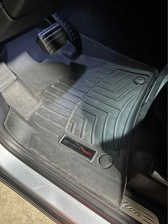 2017 Porsche 958 Cayenne - Image 8 of 20