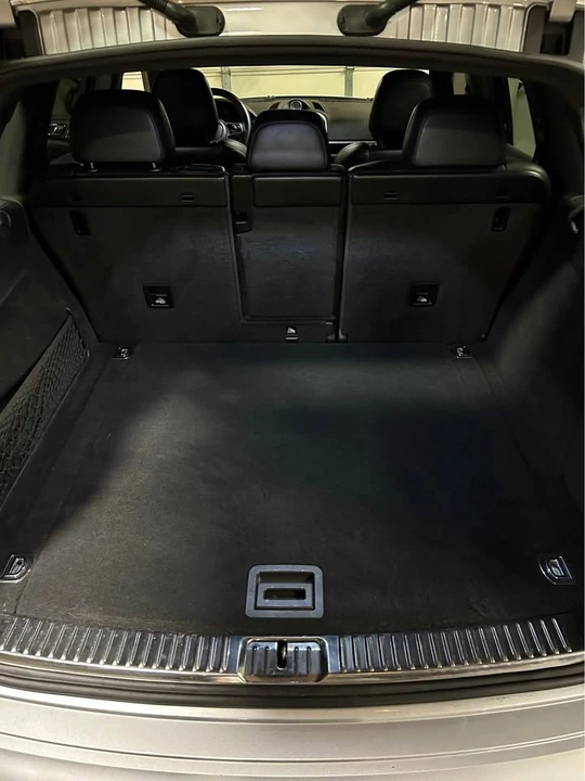 2017 Porsche 958 Cayenne - Image 12 of 20