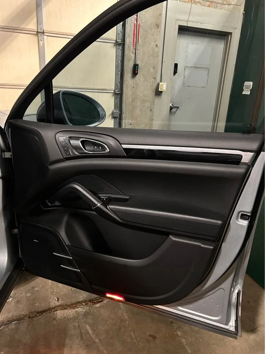 2017 Porsche 958 Cayenne - Image 15 of 20