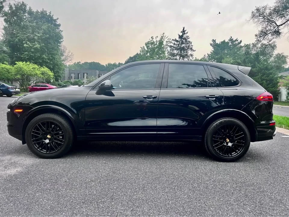 2017 Porsche 958 Cayenne - Image 7 of 12