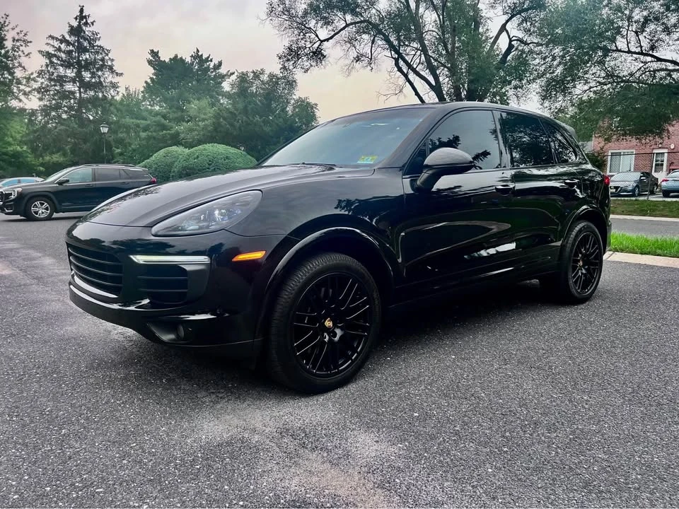 2017 Porsche 958 Cayenne - Image 3 of 12