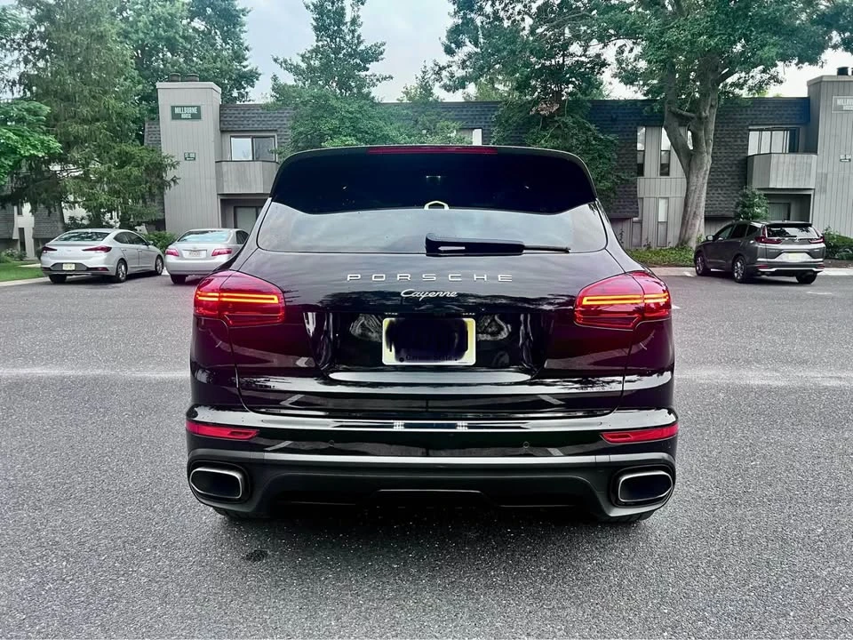2017 Porsche 958 Cayenne - Image 5 of 12