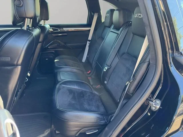 2017 Porsche 958 Cayenne - Image 8 of 12