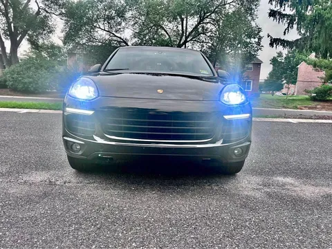 2017 Porsche Cayenne Cayenne