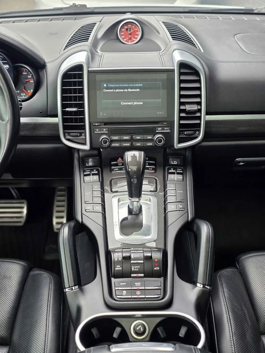 2017 Porsche 958 Cayenne - Image 11 of 14