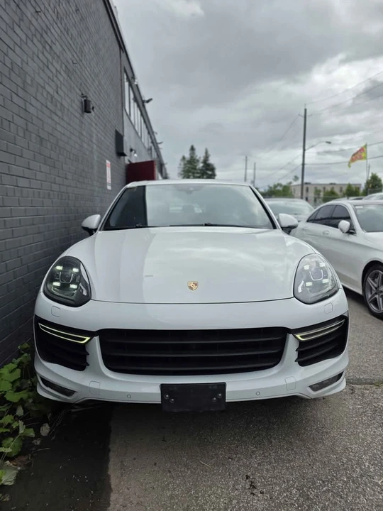 2017 Porsche 958 Cayenne - Image 3 of 14