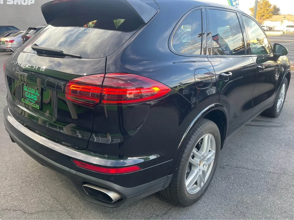 2017 Porsche 958 Cayenne - Image 6 of 17