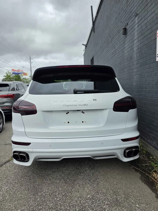 2017 Porsche 958 Cayenne - Image 4 of 14